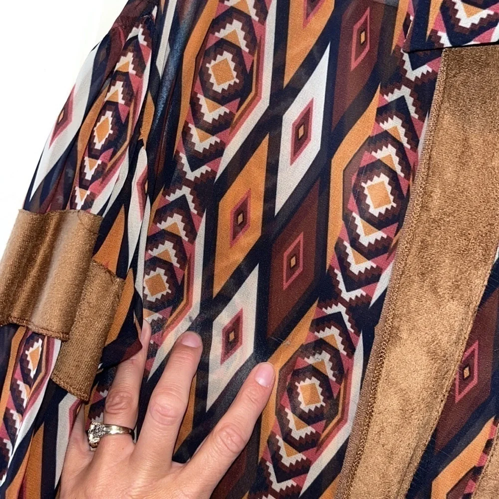 Western cowgirl button down blouse faux leather details SO Cute and unique L/ XL - Picture 9 of 11